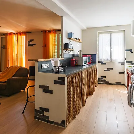 Dans Le Centre Medieval *