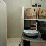 Dans Le Centre Medieval 아파트