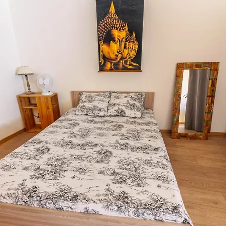 Dans Le Centre Medieval