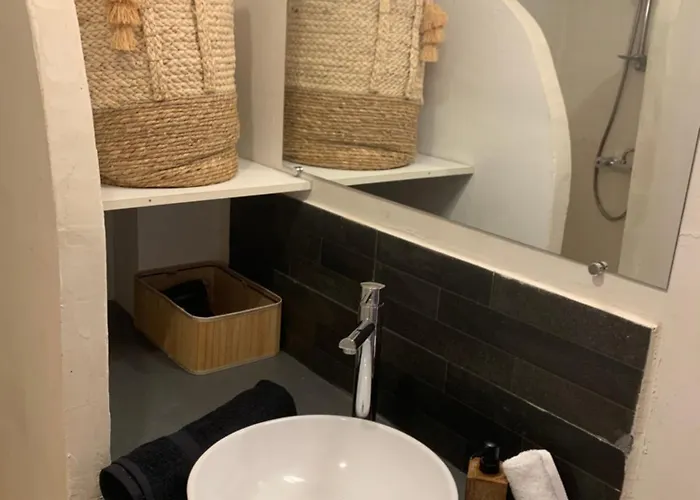 Dans Le Centre Medieval *