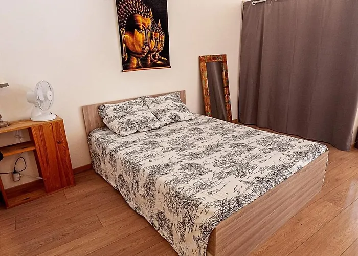 Dans Le Centre Medieval Διαμέρισμα Ιέρ