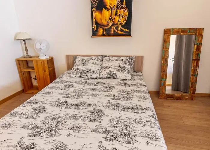 Dans Le Centre Medieval